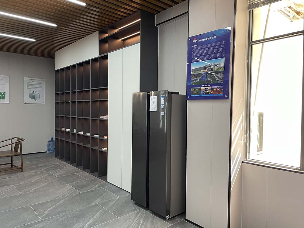 亚克力夹板 - 图片 {pics:index}