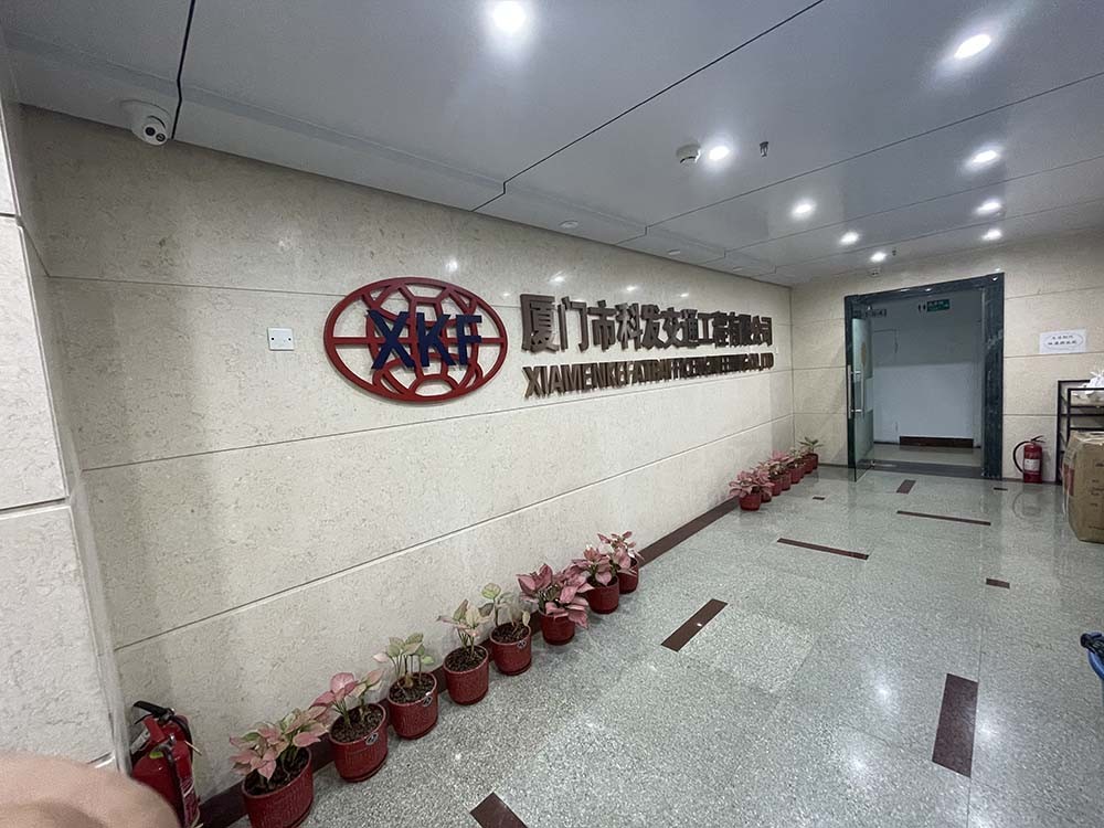 拉丝黑钛精工字 - 图片 {pics:index}